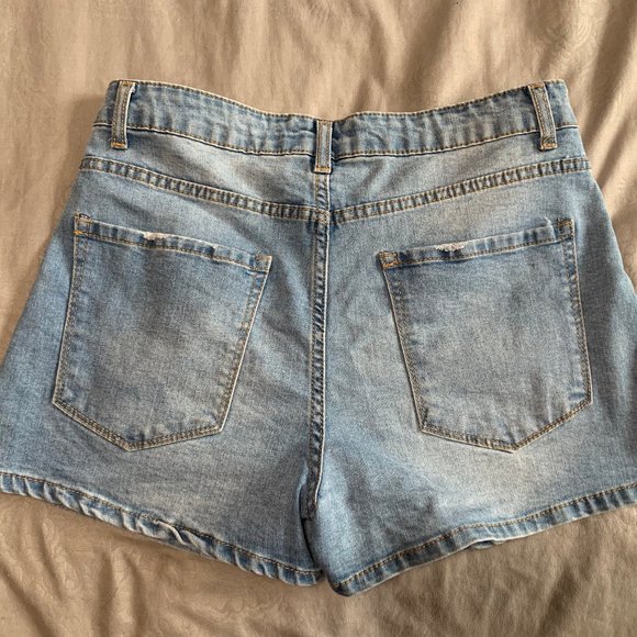 Forever 21 High waisted Denim Shorts - Picture 2 of 4